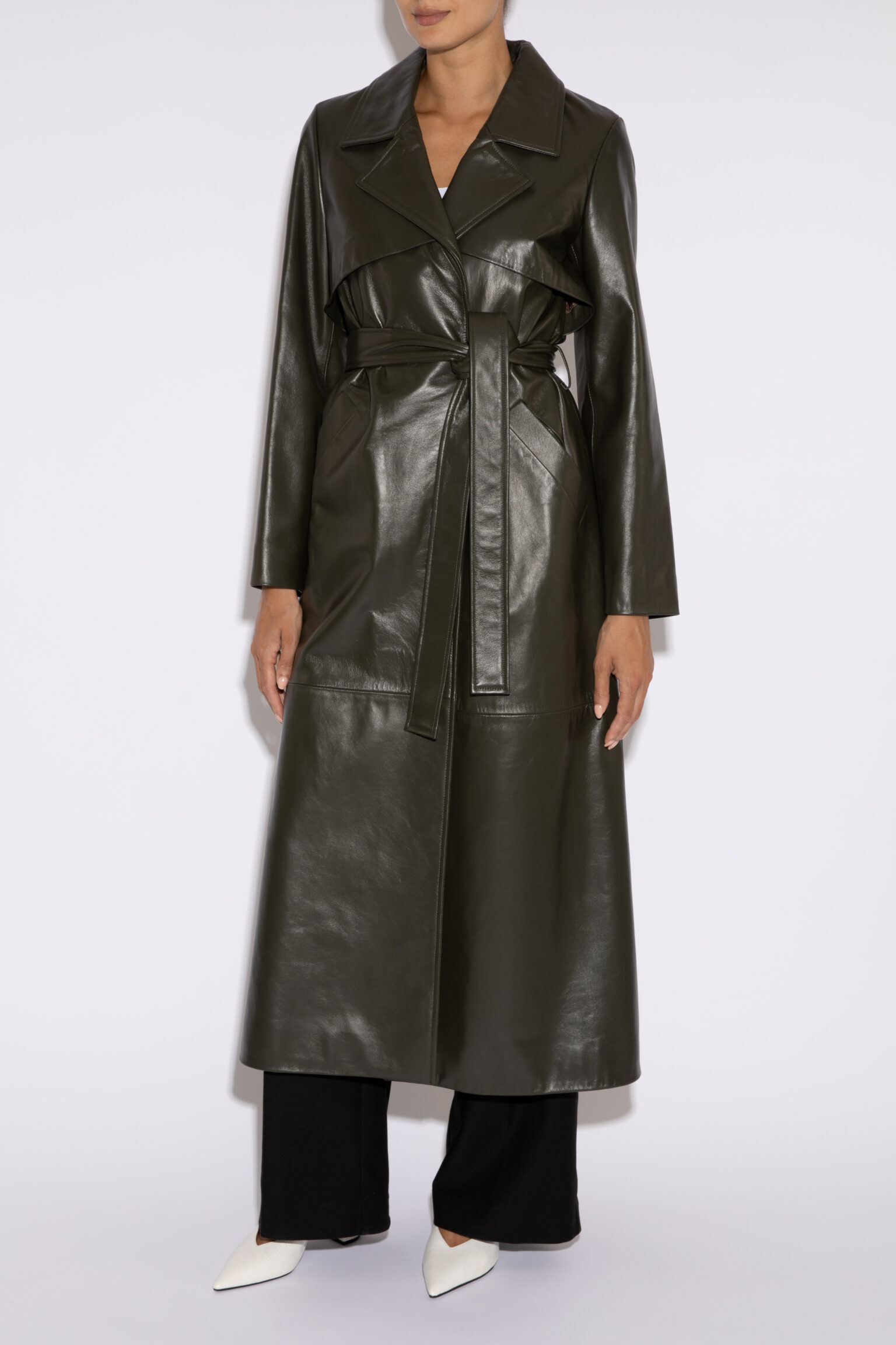 Leonora Trench Coat in Leather in Dark Khaki