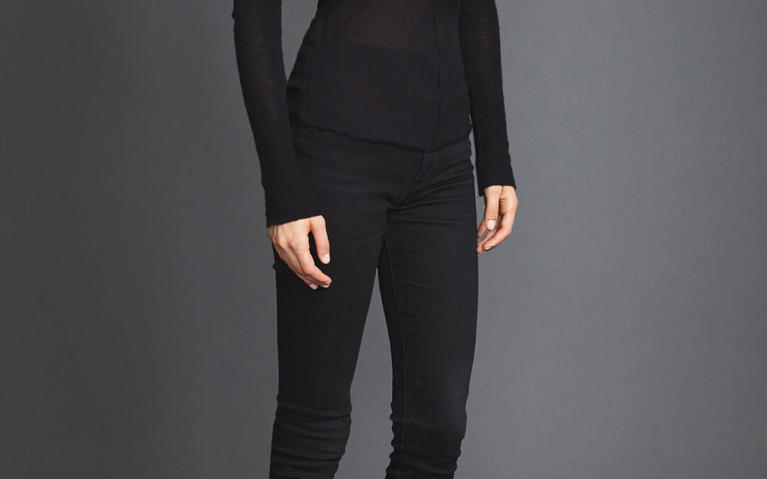 Lapel Cross-Through Collar in Deep Amethyst