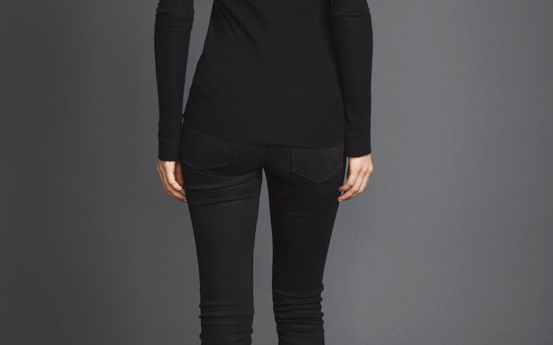 Lapel Cross-Through Collar in Iced Topaz