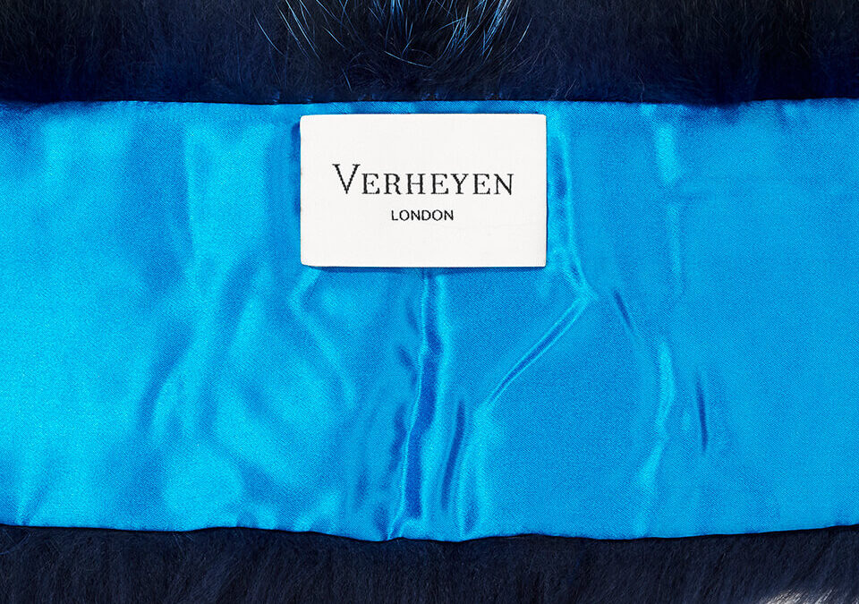 Lapel Cross-Through Collar in Sapphire