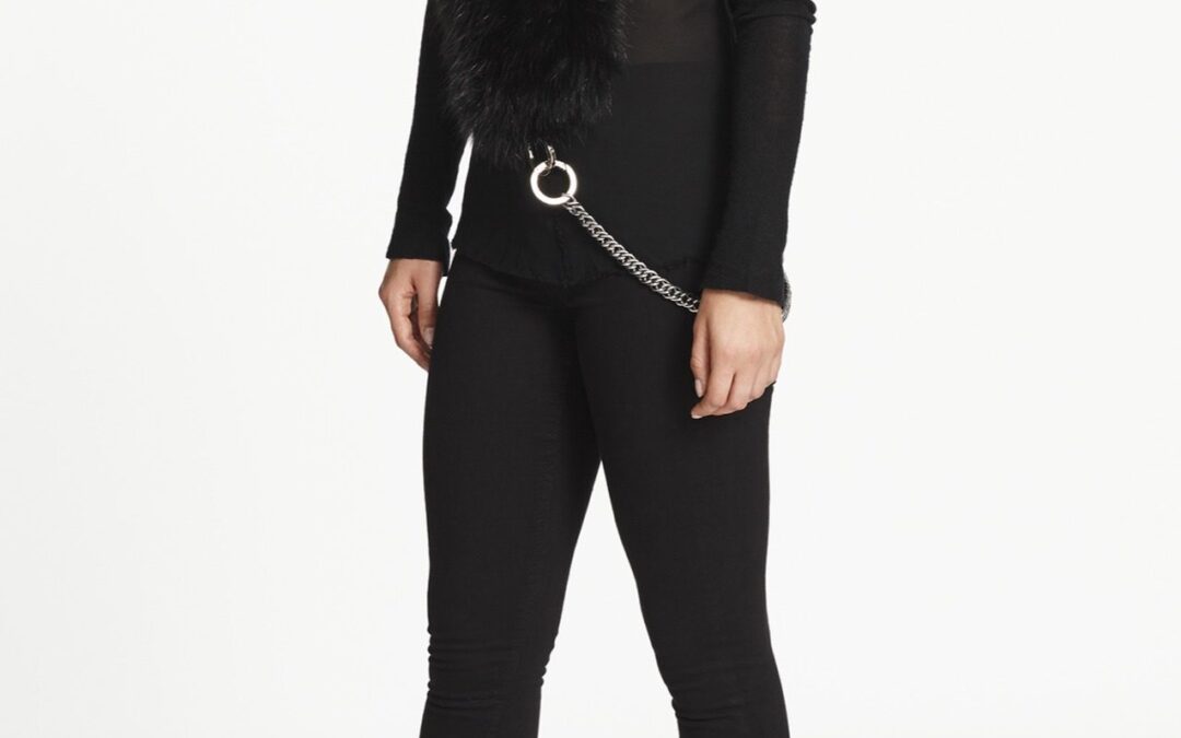 Chained Stole in Black