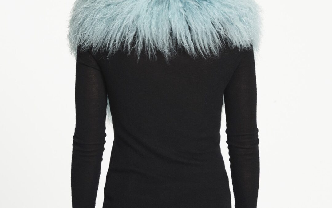 AW18_Mongolian_lamb_shawl_collar_Aquamarine_2
