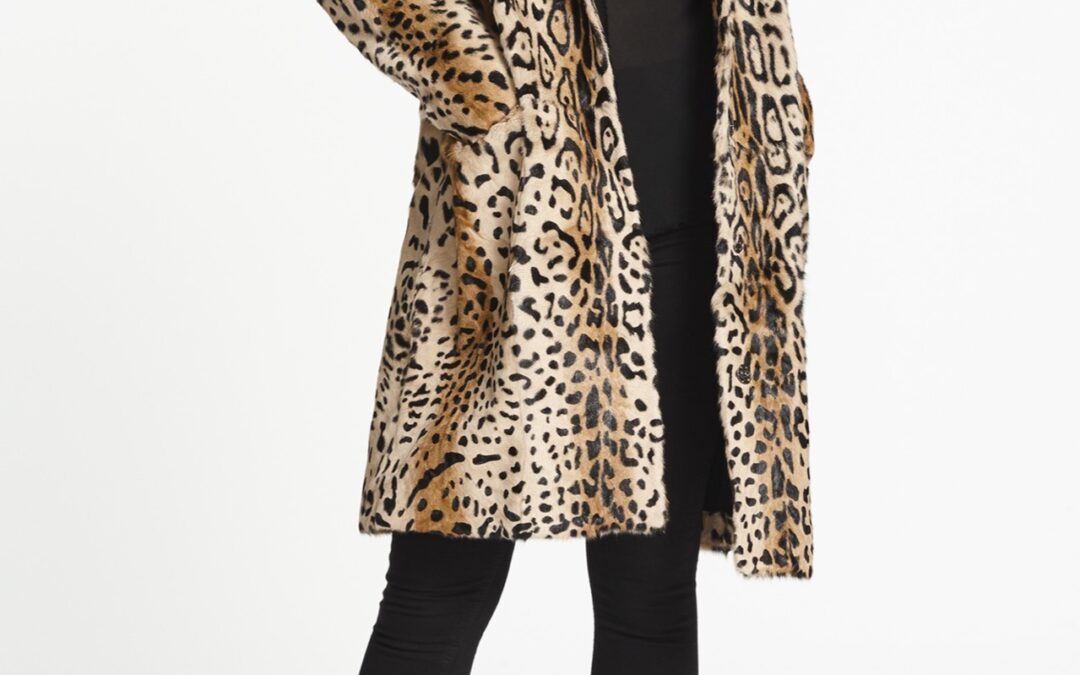 Lapel Collar Coat in Natural Leopard Print