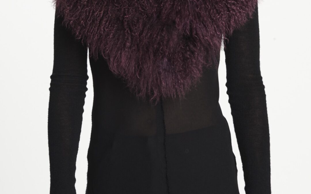 Shawl Collar in Garnet