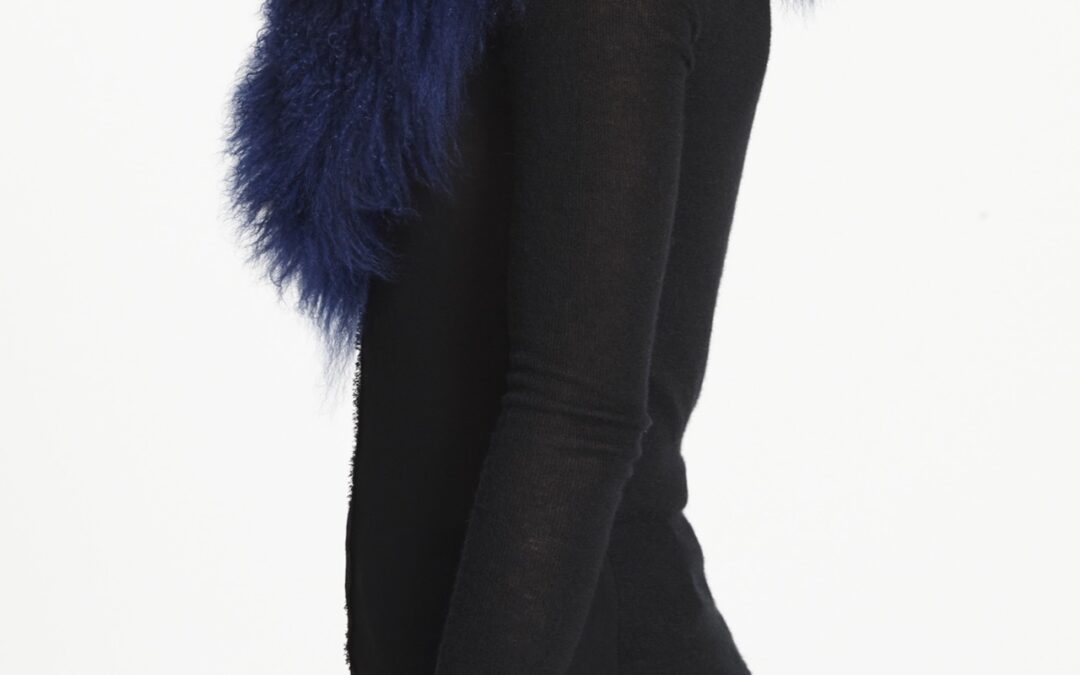 Shawl Collar in Navy Sapphire